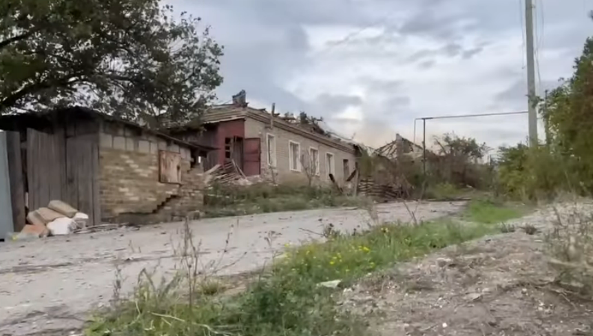 Все зруйновано та розбито: з деокупованій Білогорівки ЗСУ євакуювали ще кількох мешканців, - ВІДЕО