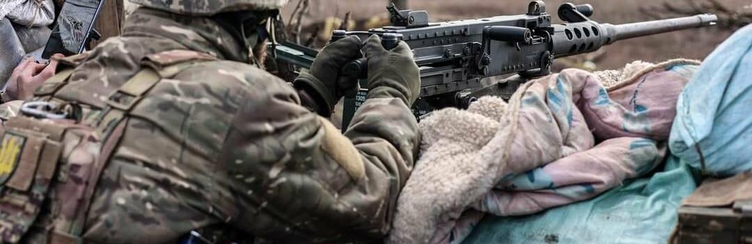 Захисники України з початку російського вторгнення знищили 153 770 окупантів та 3423 танки