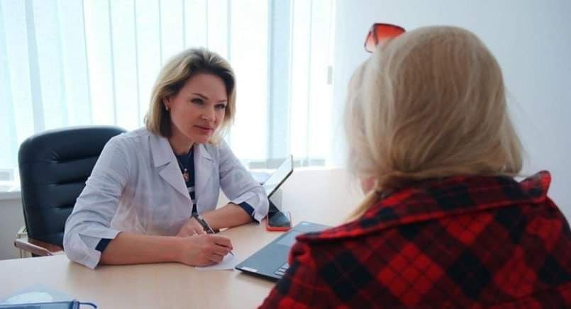 У гуманітарному хабі у Вінниці переселенок з Луганщини приймає акушер-гінеколог: як записатись