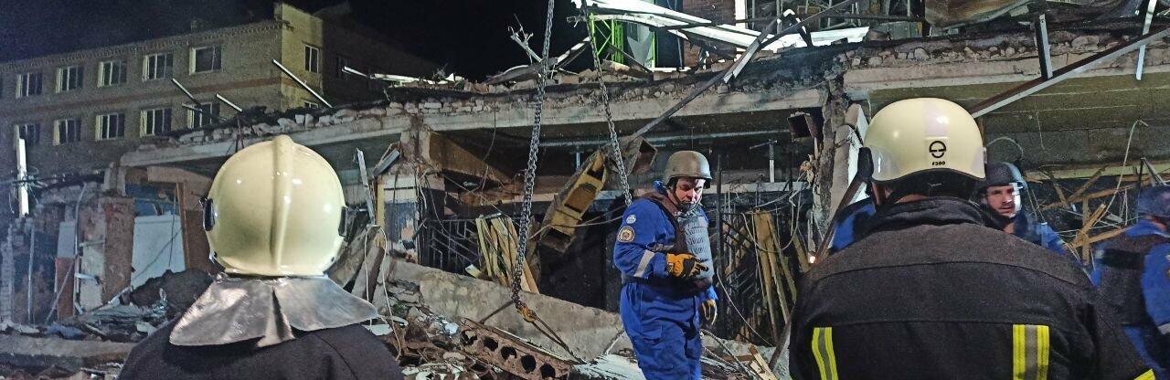 Наслідки ракетного удару окупантів по Краматорську: кількість загиблих зросла до восьми, 44 людини поранено