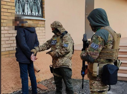 СБУ затримала коригувальника російського ракетного удару по школі в Краматорську