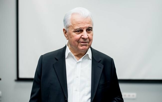 Кравчук: Передачи пленных через частных лиц из ОРДЛО не будет, обмен только на уровне государства 
