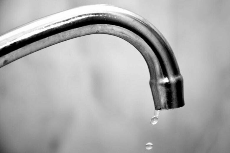 Часть Луганска на сутки осталась без воды