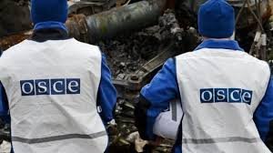 ОБСЕ обнаружила под сотню вагонов с неизвестным грузом на оккупированной границе Украины