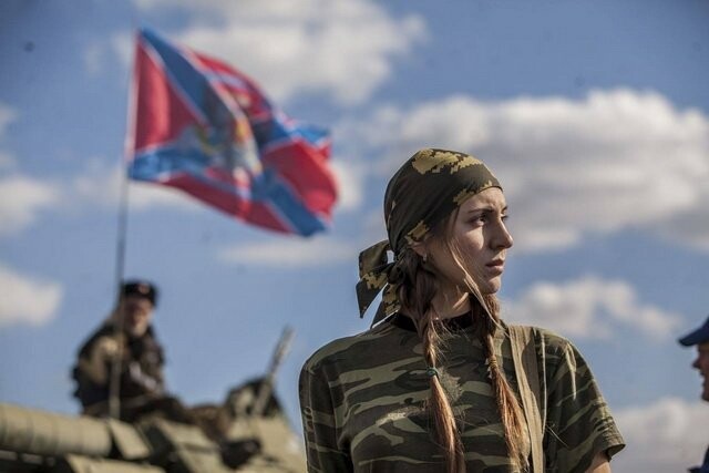 В оккупированном Крыму вместо фильма «Ополченочка» показали фильм о героях АТО
