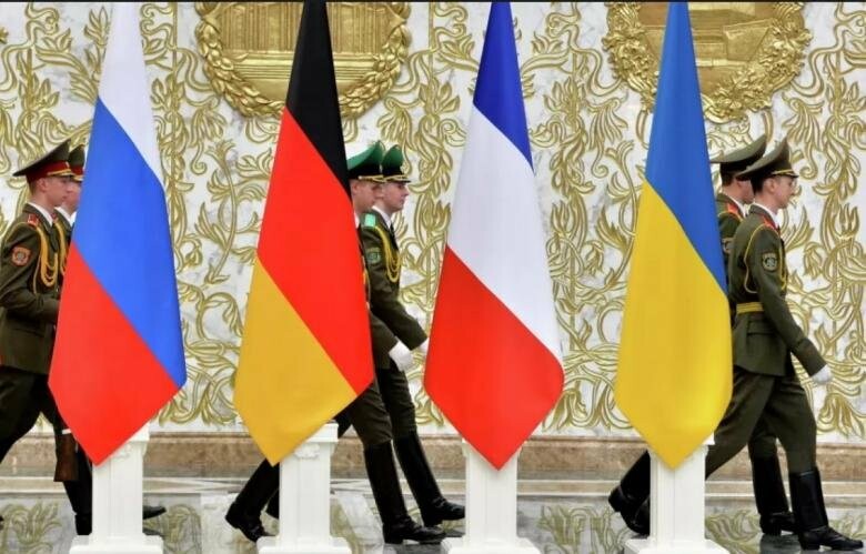 Макрон согласовал с Зеленским и Путиным встречу в нормандском формате: детали