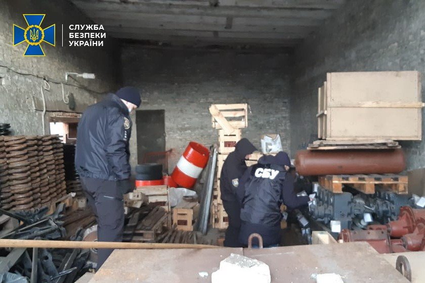 В Луганской области фирма поставляла для железной дороги ст..., фото-6 В Луганской области фирма поставляла для железной дороги старое оборудование под видом нового, - ФОТО, фото-6
