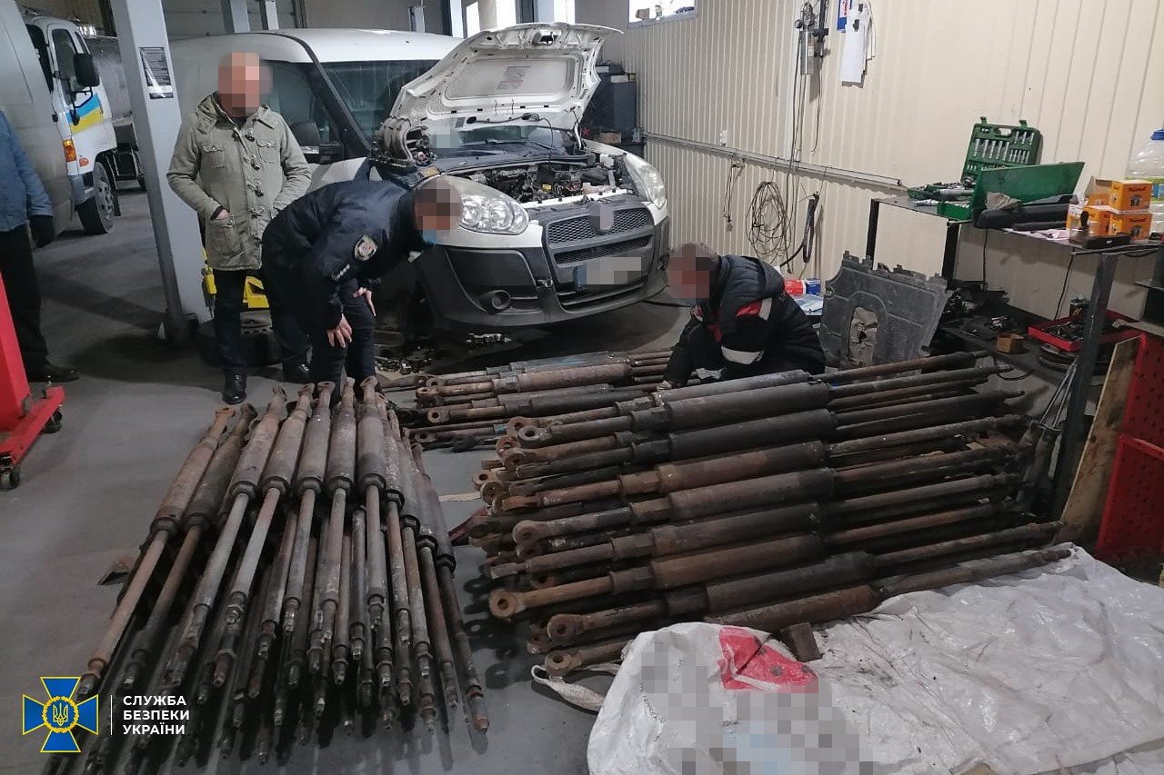 В Луганской области фирма поставляла для железной дороги ст..., фото-3 В Луганской области фирма поставляла для железной дороги старое оборудование под видом нового, - ФОТО, фото-3
