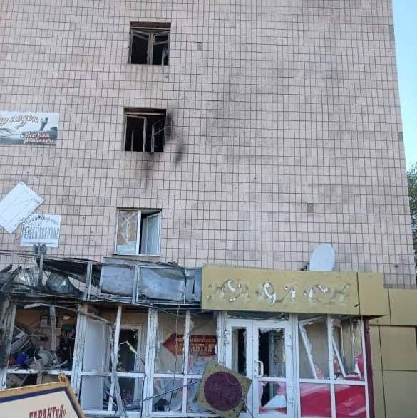 У Лисичанську через обстріли окупантів загинули двоє людей, скільки жертв у Сєвєродонецьку невідомо, - ФОТО